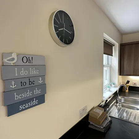 Coral Shores פילי