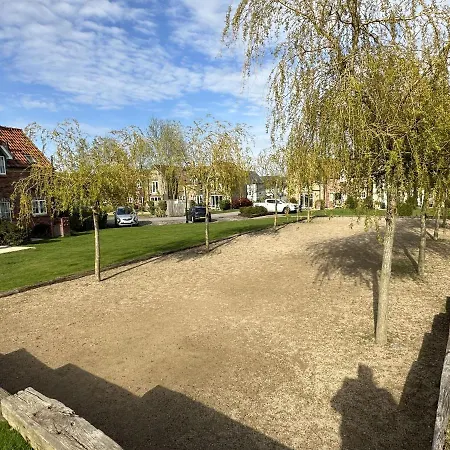 Coral Shores - Part Of The The Bay Village With Pool, Gym And Direct Access, Pub, Restaurant, Tennis And Meadows Walks Tatil Evi